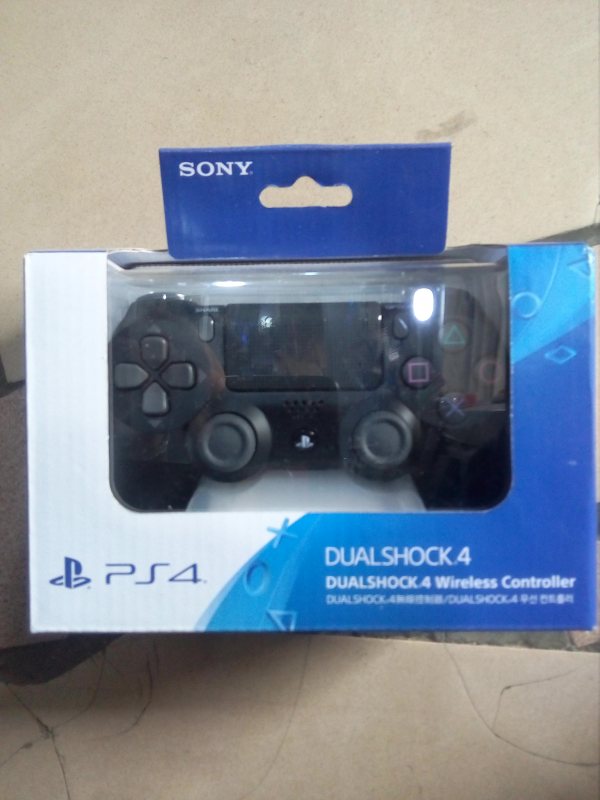 PS 4 Pad